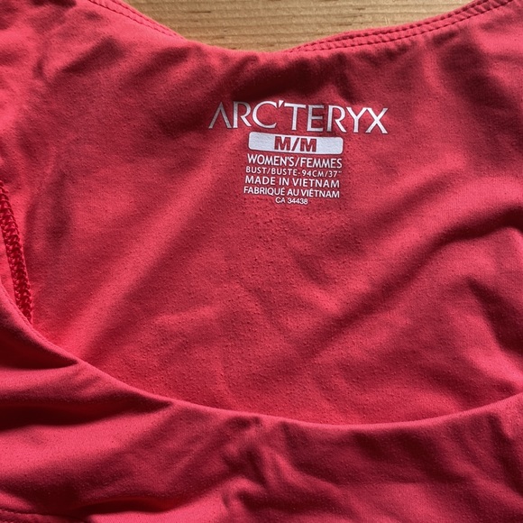 Arcteryx tank - Picture 2 of 3